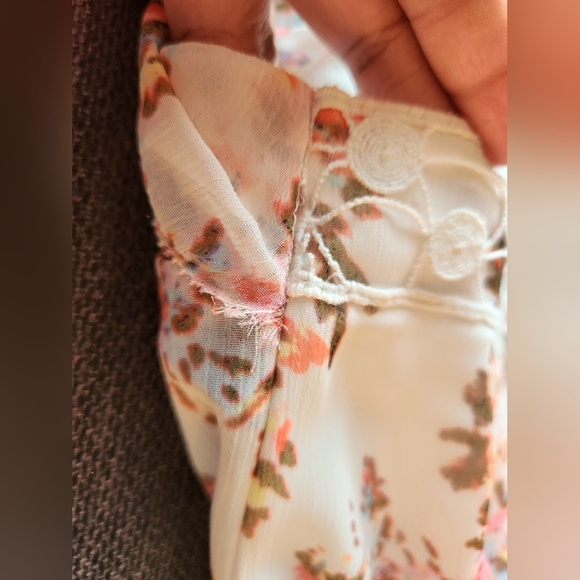 Dynamite Bright Floral Chiffon Maxi Dress W/Crochet Back Detail Size Medium - Picture 15 of 16